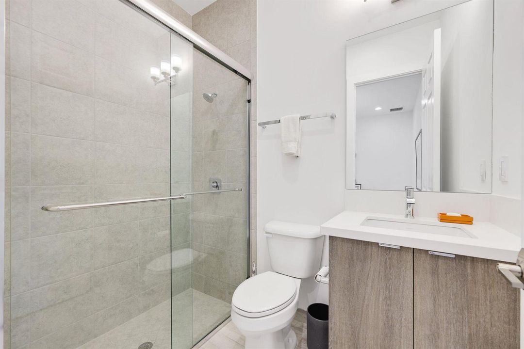 Guest Ensuite Bathroom