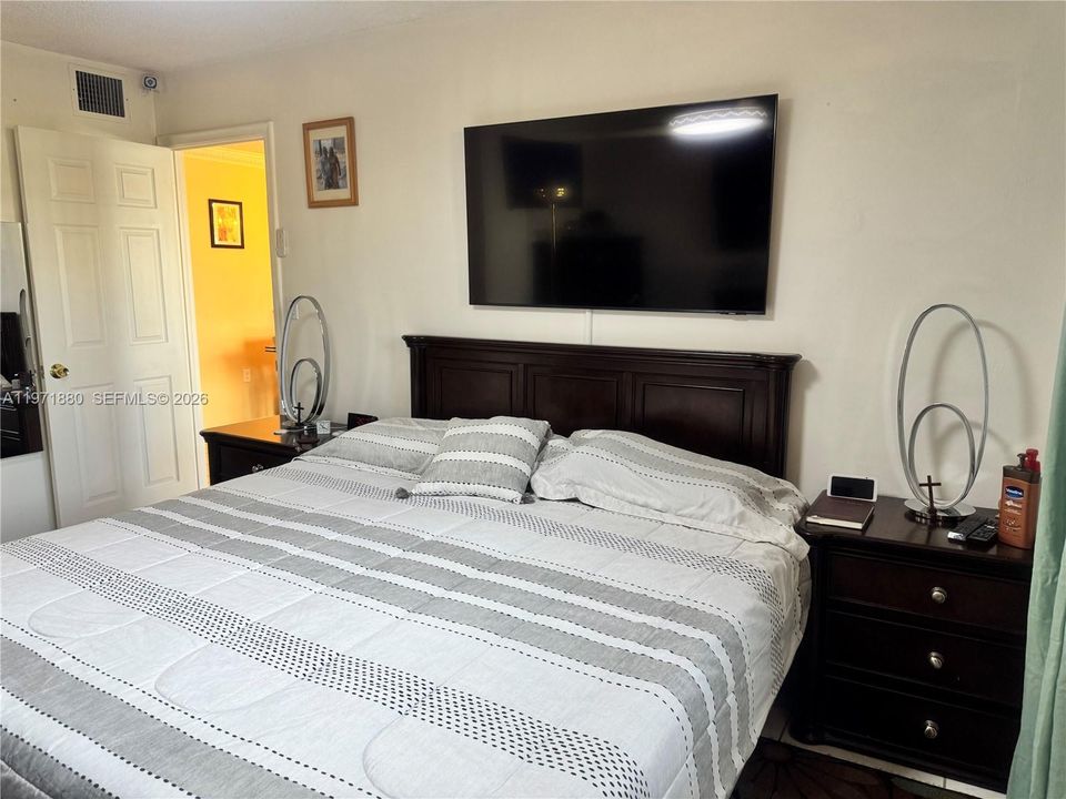 For Sale: $210,000 (1 beds, 1 baths, 0 Square Feet)