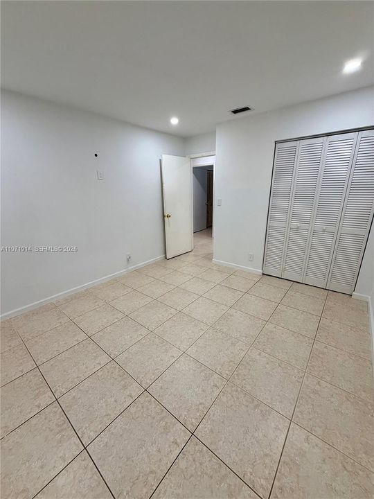 For Rent: $5,200 (3 beds, 2 baths, 1749 Square Feet)