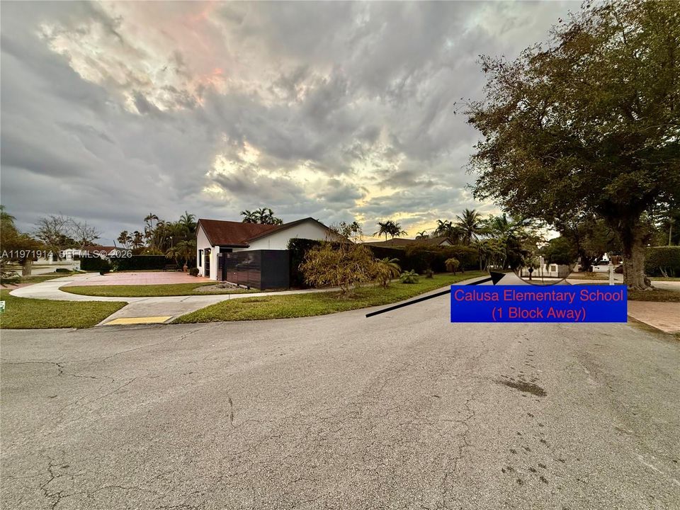 For Rent: $5,200 (3 beds, 2 baths, 1749 Square Feet)