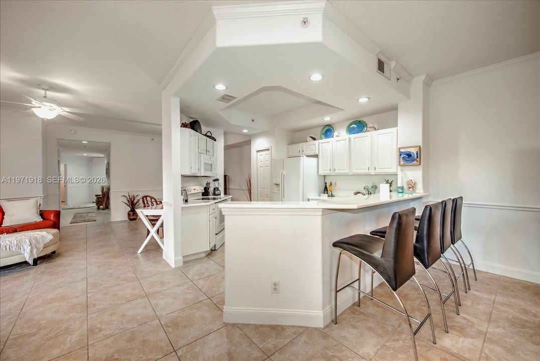 For Sale: $399,000 (2 beds, 2 baths, 1629 Square Feet)