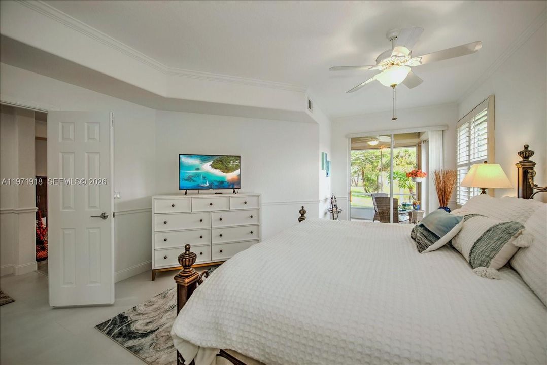 For Sale: $399,000 (2 beds, 2 baths, 1629 Square Feet)