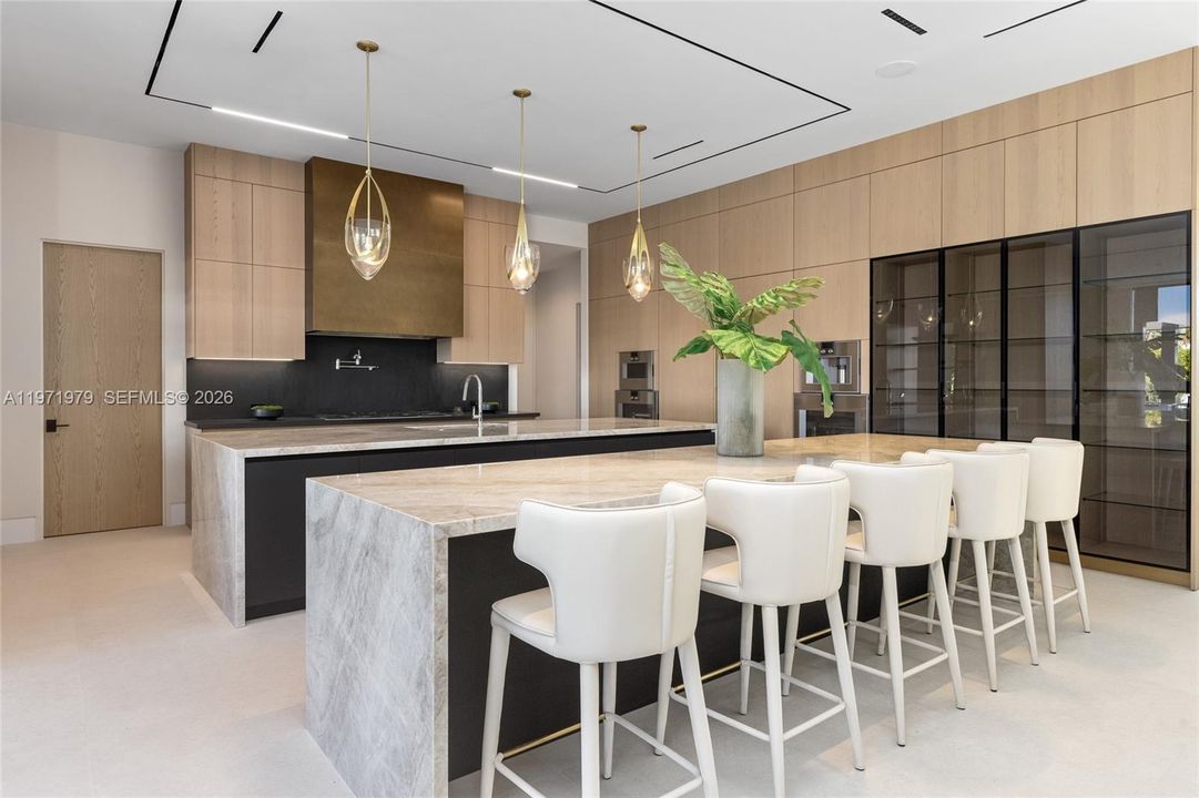 En Venta: $24,900,000 (6 camas, 7 baños, 9135 Pies cuadrados)