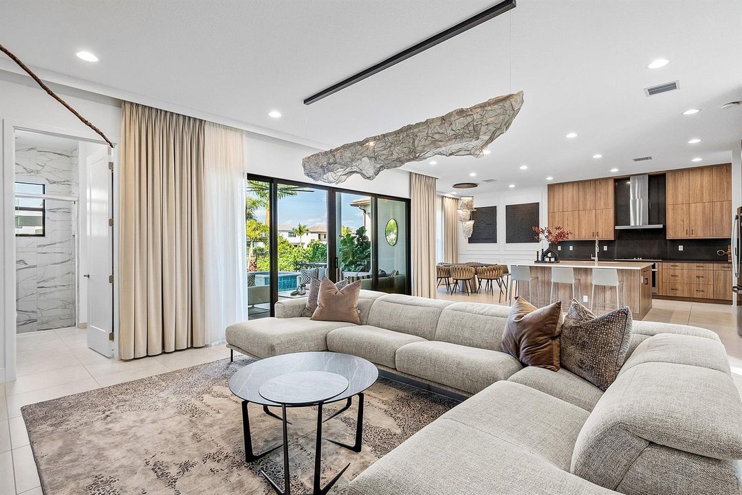 021-8325RoyalCountyDownRoad-BocaRaton-FL