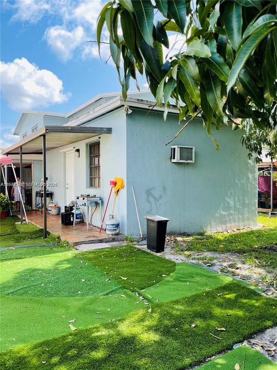 For Sale: $995,000 (0 beds, 0 baths, 3248 Square Feet)