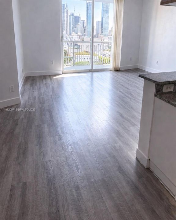 En Venta: $380,000 (1 camas, 1 baños, 749 Pies cuadrados)