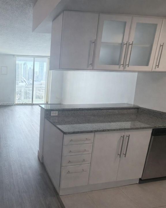 En Venta: $380,000 (1 camas, 1 baños, 749 Pies cuadrados)