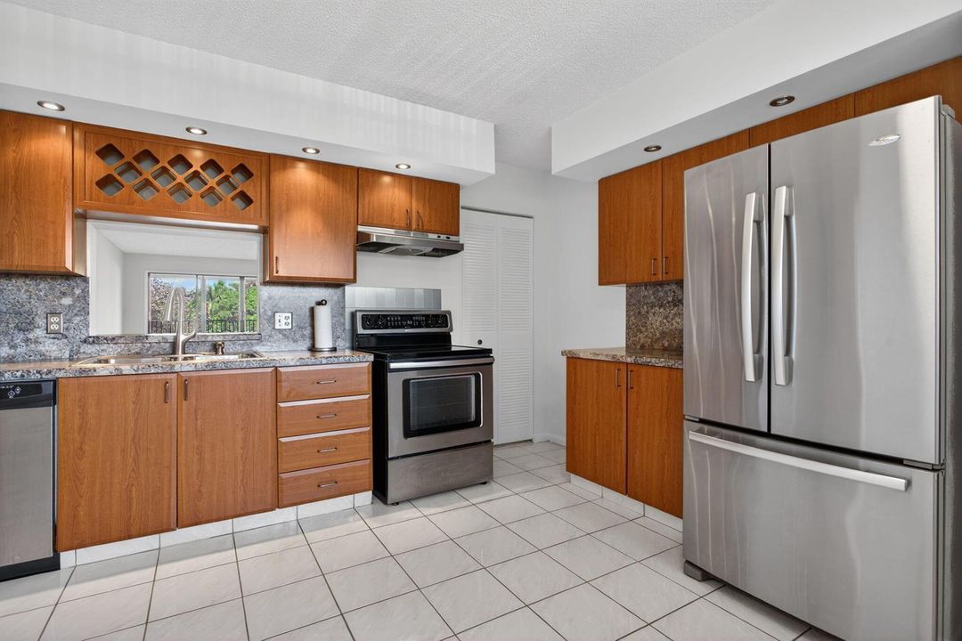 8-web-or-mls-1732-2612