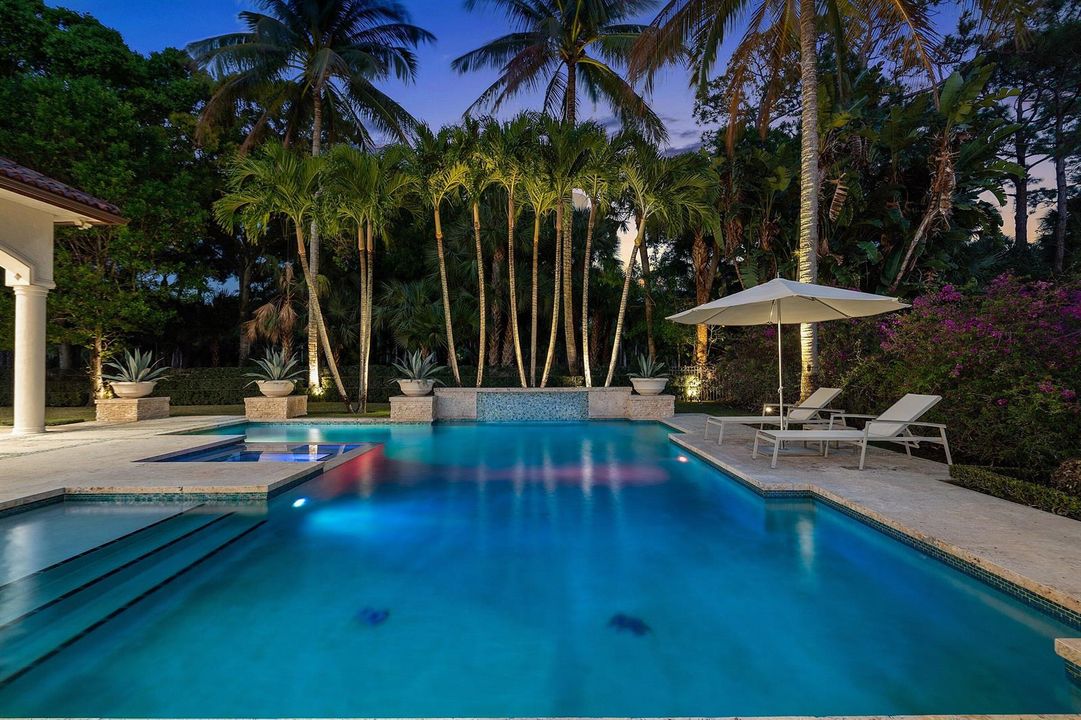 Exterior Pool