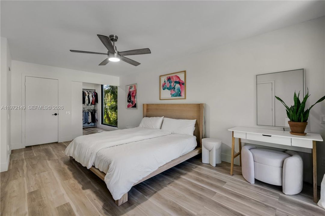 For Sale: $1,125,000 (2 beds, 2 baths, 1806 Square Feet)