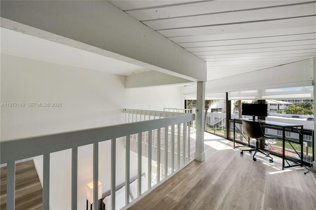 For Sale: $1,125,000 (2 beds, 2 baths, 1806 Square Feet)