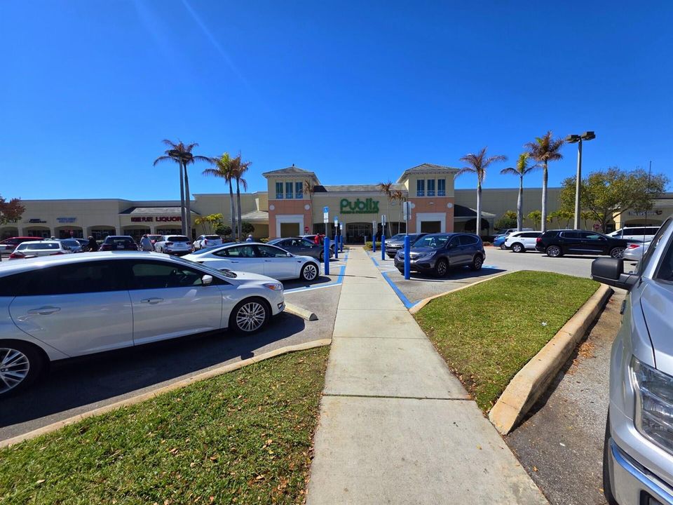 St Andrews Park Shopping