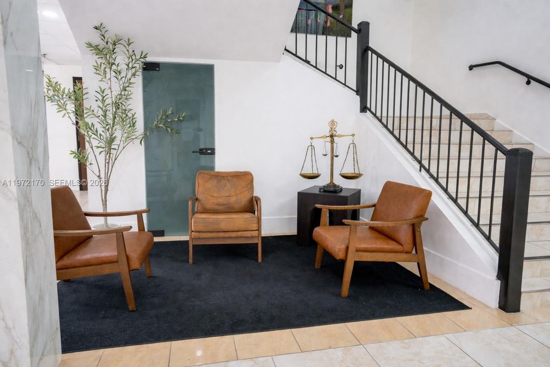 В аренду: $8,000 (0 спален, 0 ванн, 0 Квадратных фут)