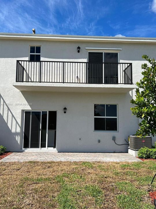 For Sale: $480,000 (3 beds, 2 baths, 1712 Square Feet)