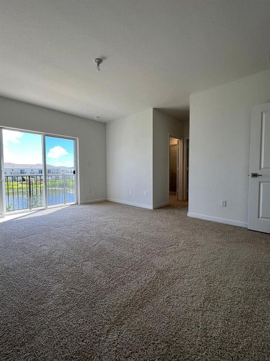 For Sale: $480,000 (3 beds, 2 baths, 1712 Square Feet)