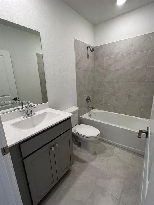 For Sale: $480,000 (3 beds, 2 baths, 1712 Square Feet)