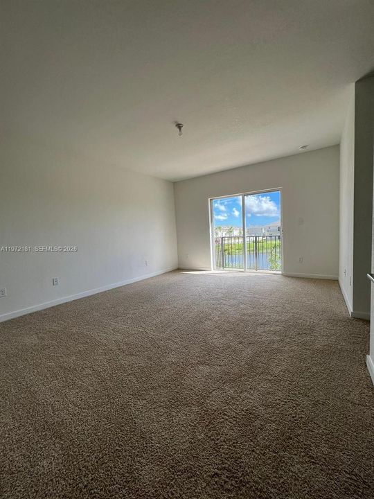 For Sale: $480,000 (3 beds, 2 baths, 1712 Square Feet)