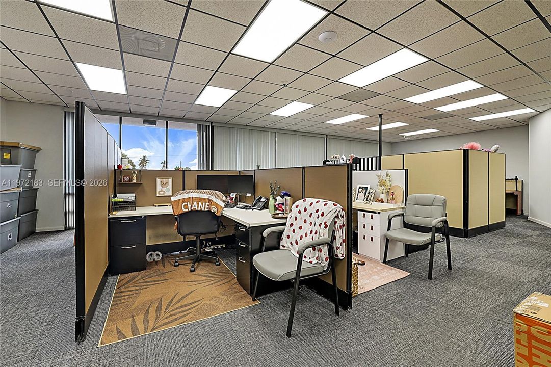 На продажу: $2,200,000 (0 спален, 0 ванн, 0 Квадратных фут)