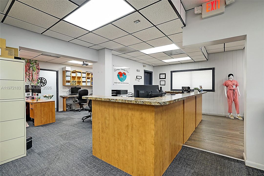 На продажу: $2,200,000 (0 спален, 0 ванн, 0 Квадратных фут)