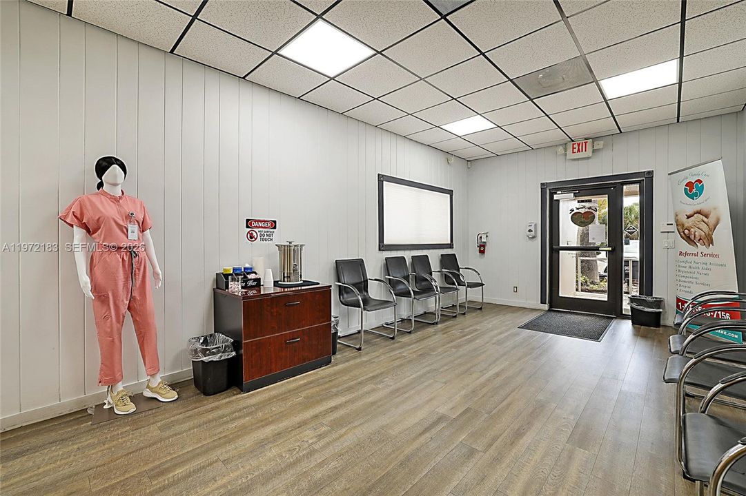 На продажу: $2,200,000 (0 спален, 0 ванн, 0 Квадратных фут)