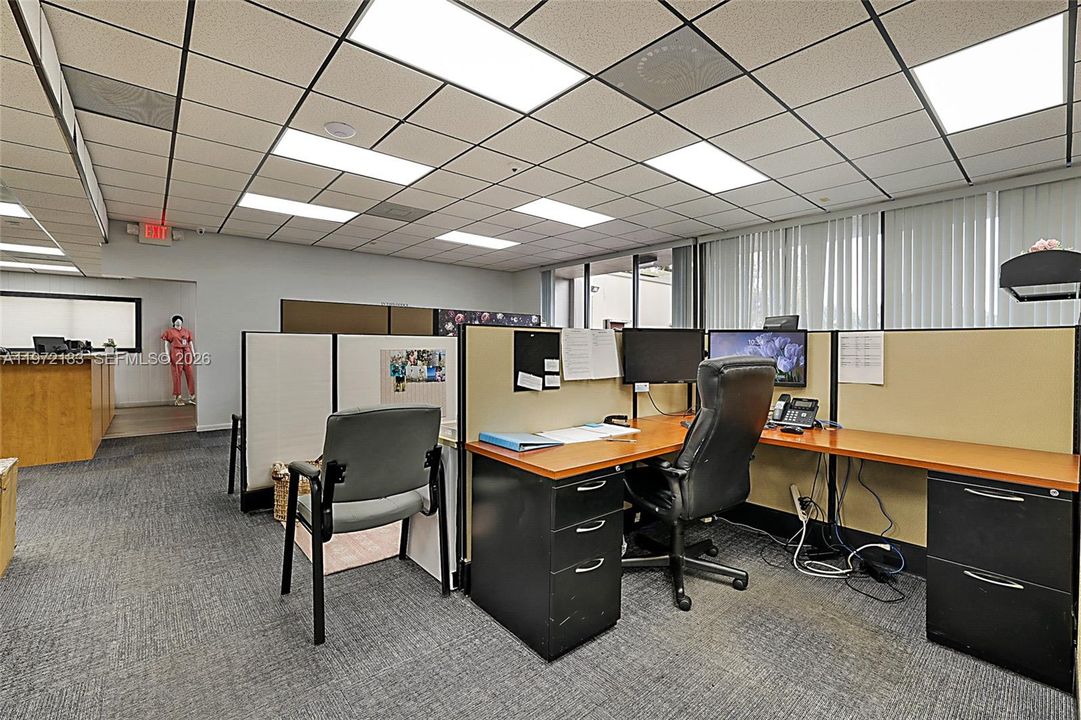 На продажу: $2,200,000 (0 спален, 0 ванн, 0 Квадратных фут)