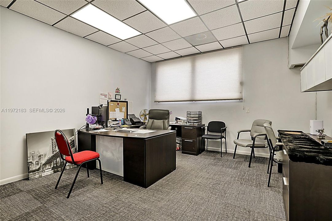 На продажу: $2,200,000 (0 спален, 0 ванн, 0 Квадратных фут)