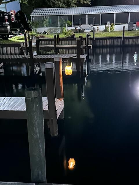 Dock