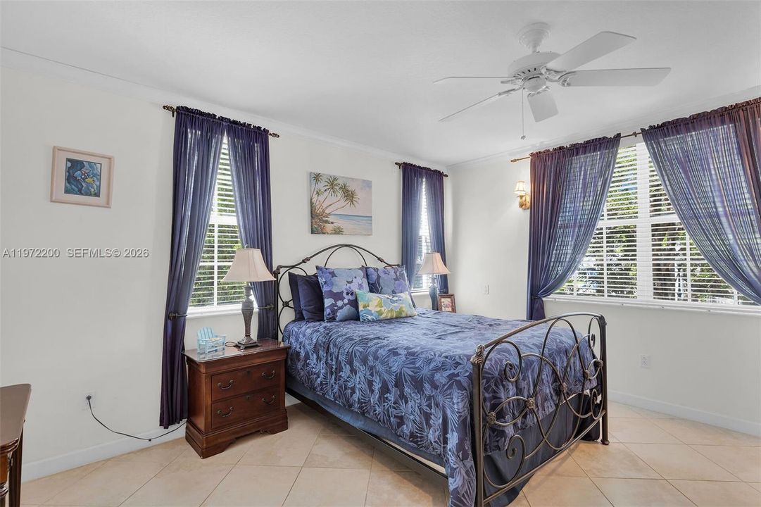 Vendido Recientemente: $1,100,000 (3 camas, 2 baños, 0 Pies cuadrados)
