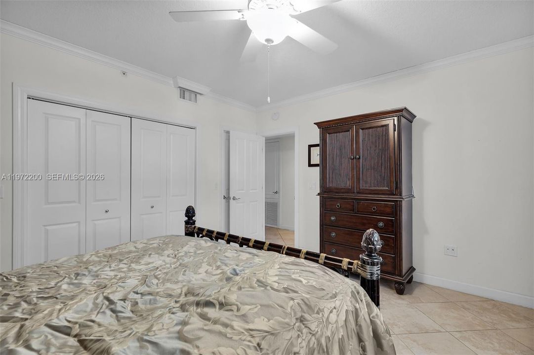 Vendido Recientemente: $1,100,000 (3 camas, 2 baños, 0 Pies cuadrados)