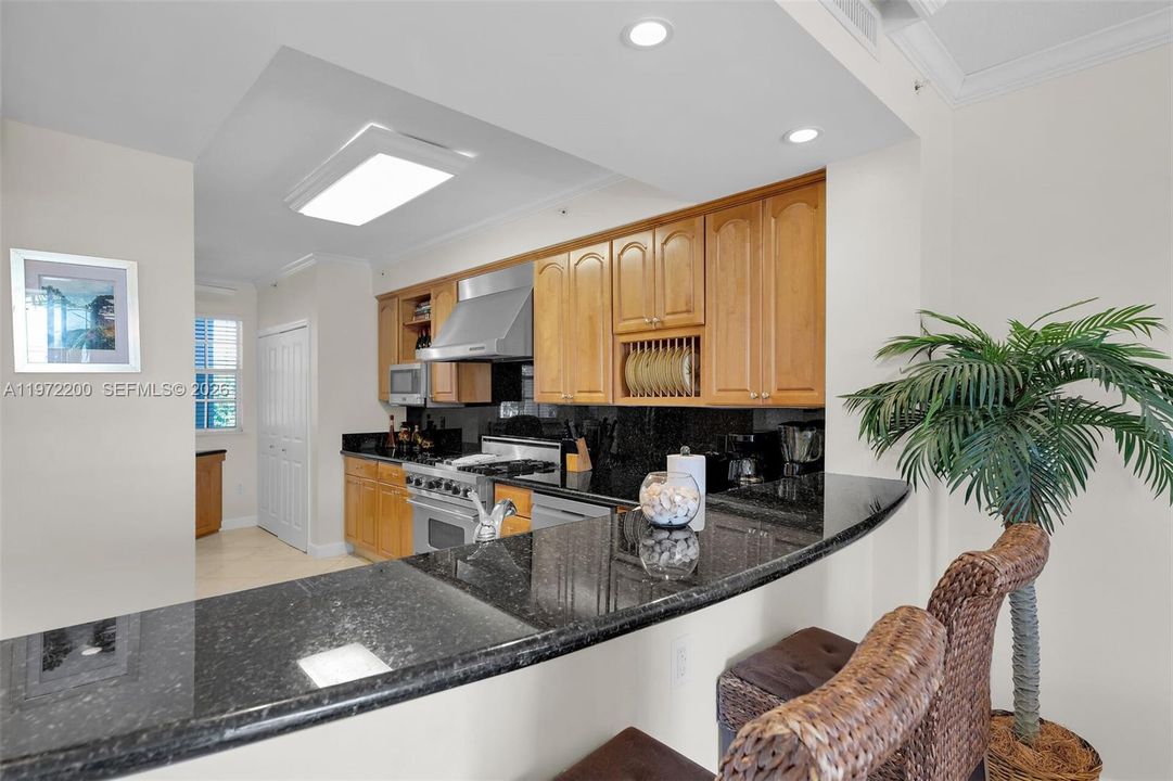 Vendido Recientemente: $1,100,000 (3 camas, 2 baños, 0 Pies cuadrados)