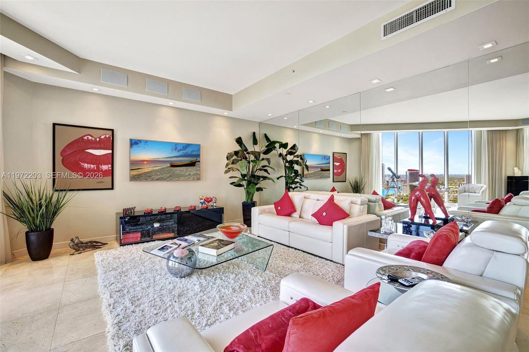 For Sale: $2,950,000 (3 beds, 3 baths, 3173 Square Feet)