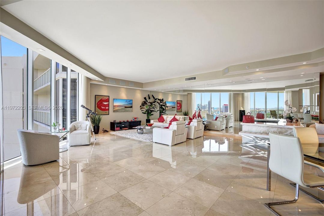 For Sale: $2,950,000 (3 beds, 3 baths, 3173 Square Feet)