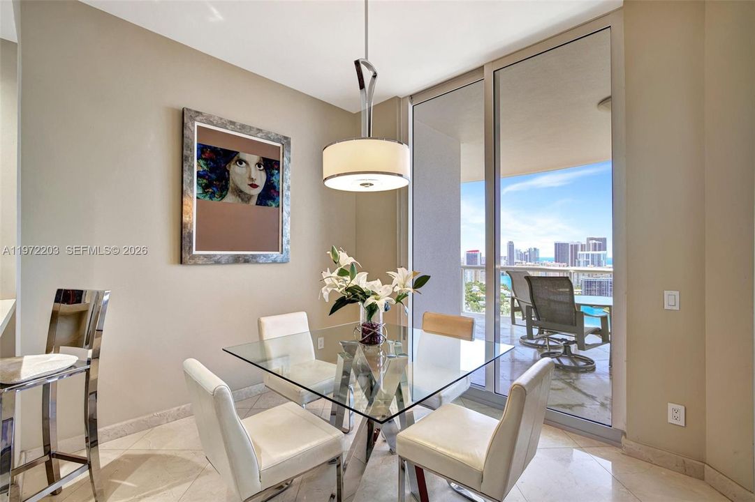 For Sale: $2,950,000 (3 beds, 3 baths, 3173 Square Feet)