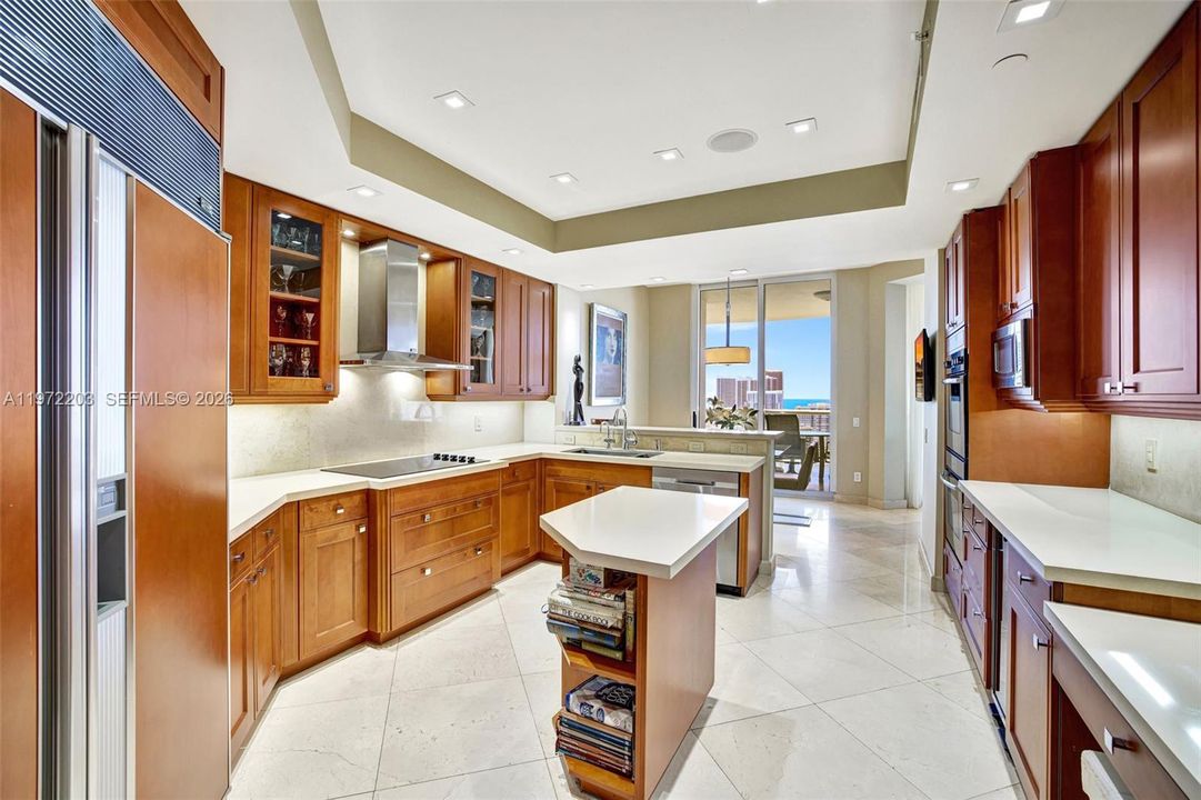 For Sale: $2,950,000 (3 beds, 3 baths, 3173 Square Feet)