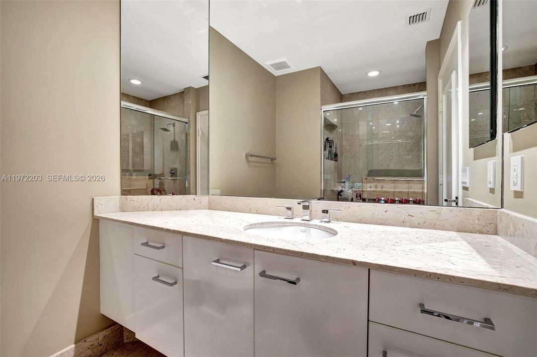 For Sale: $2,950,000 (3 beds, 3 baths, 3173 Square Feet)