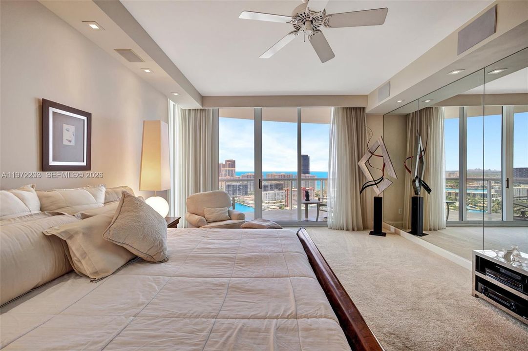 For Sale: $2,950,000 (3 beds, 3 baths, 3173 Square Feet)