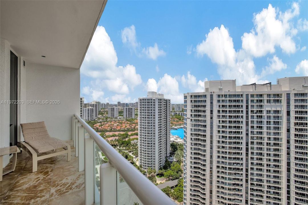 For Sale: $2,950,000 (3 beds, 3 baths, 3173 Square Feet)