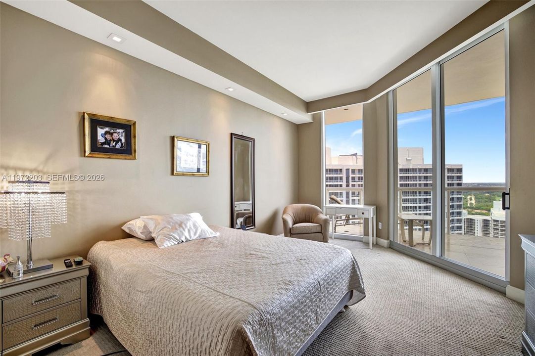 For Sale: $2,950,000 (3 beds, 3 baths, 3173 Square Feet)