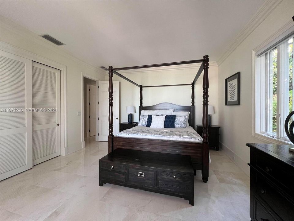 For Sale: $15,950,000 (6 beds, 7 baths, 6680 Square Feet)