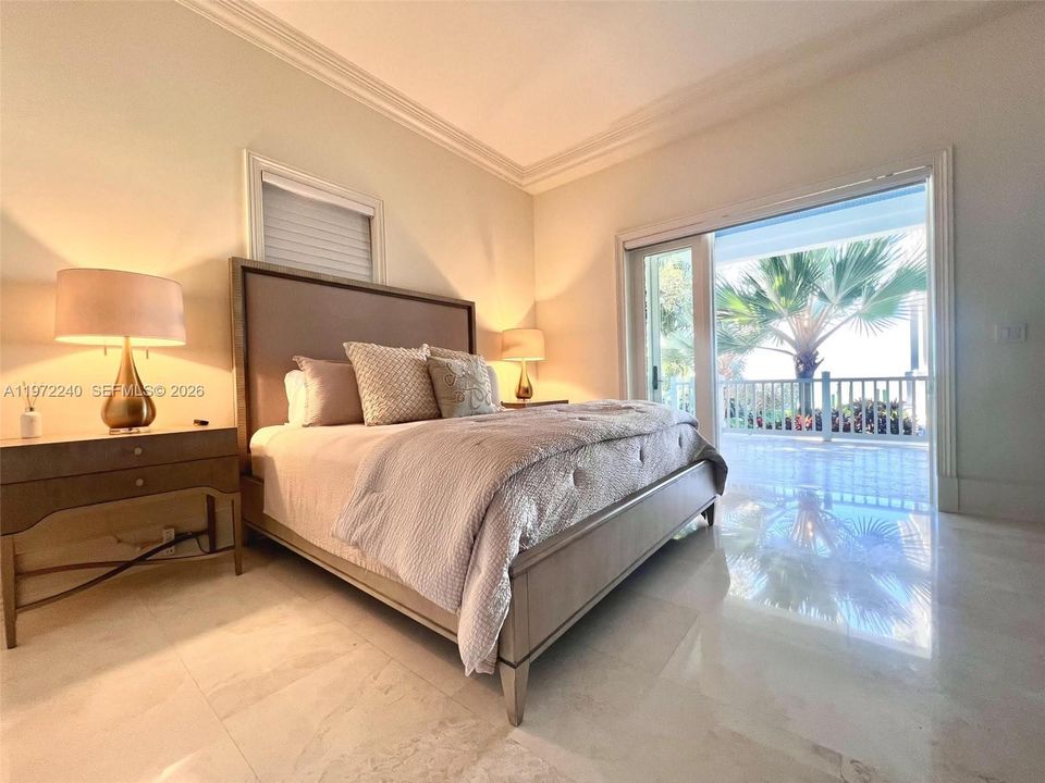 For Sale: $15,950,000 (6 beds, 7 baths, 6680 Square Feet)