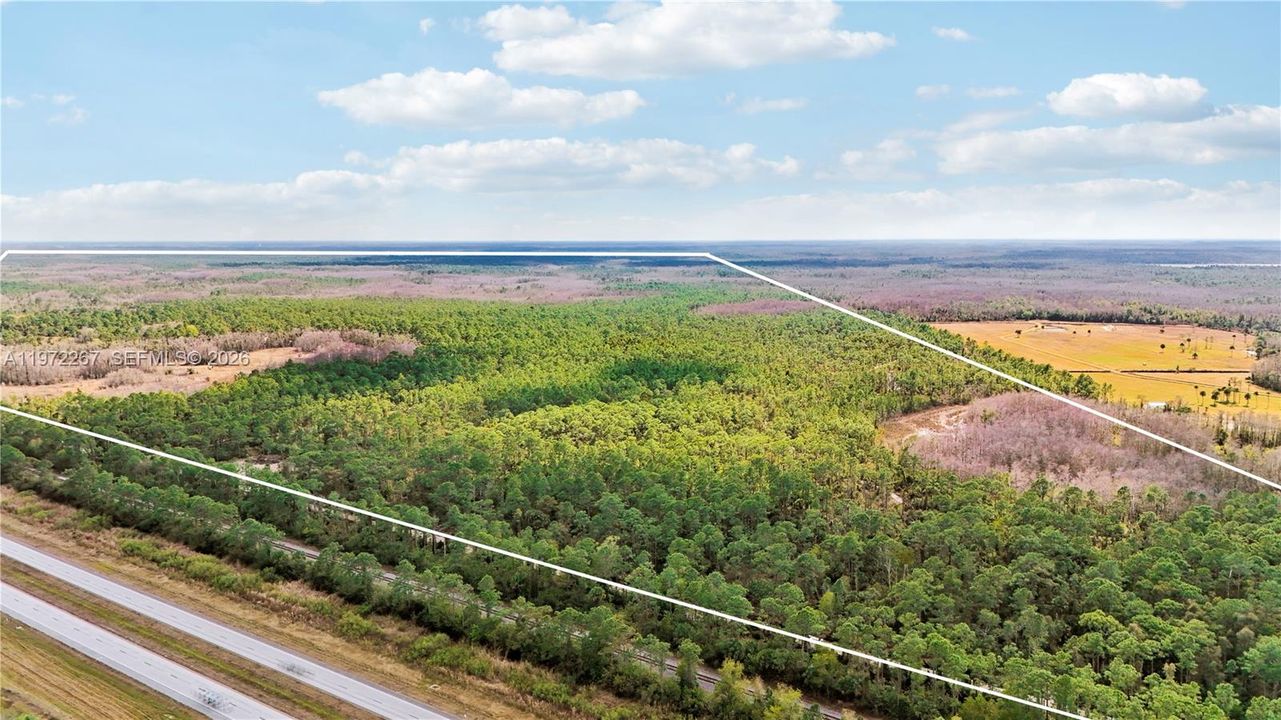 На продажу: $9,000,000 (1,004.00 acres)