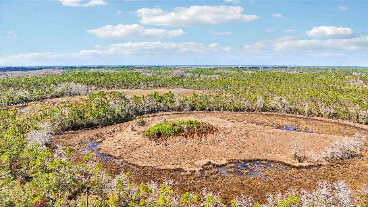 На продажу: $9,000,000 (1,004.00 acres)