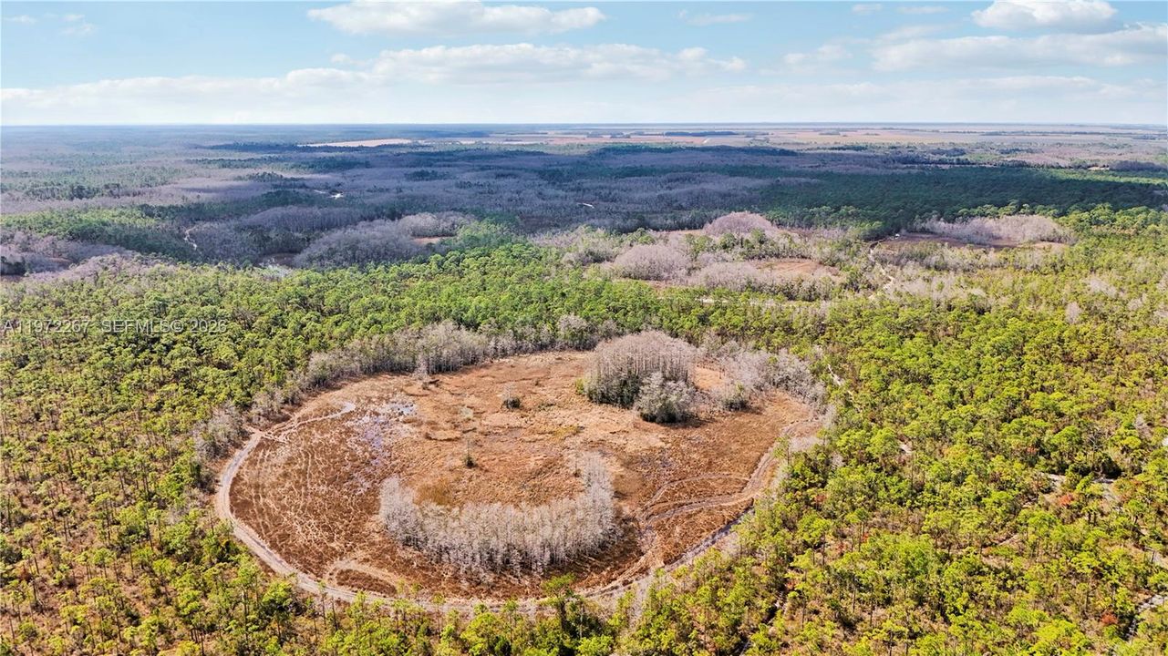 На продажу: $9,000,000 (1,004.00 acres)
