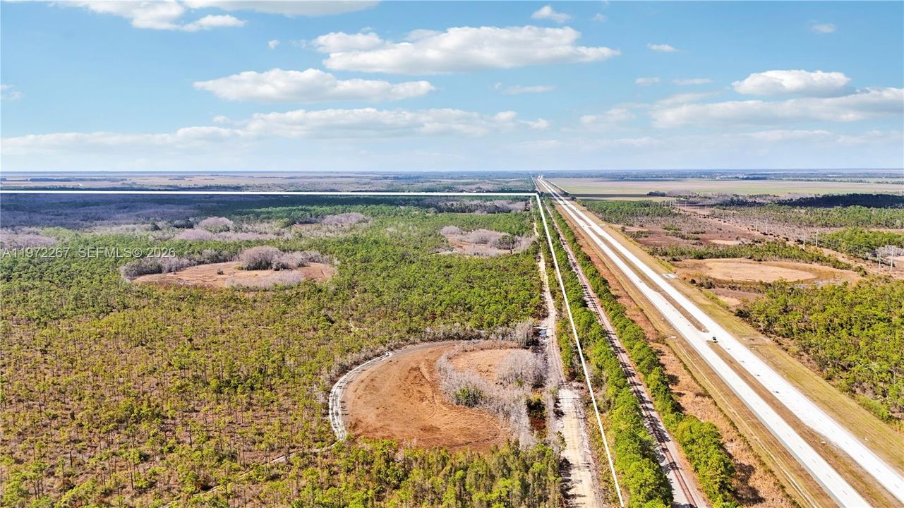 На продажу: $9,000,000 (1,004.00 acres)