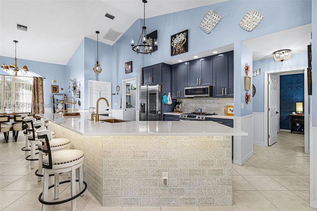 Recently Sold: $395,500 (3 beds, 2 baths, 1667 Square Feet)