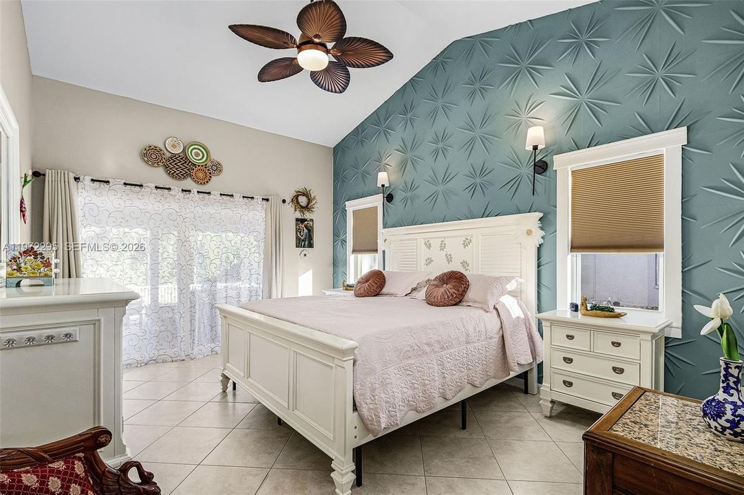 Recently Sold: $395,500 (3 beds, 2 baths, 1667 Square Feet)