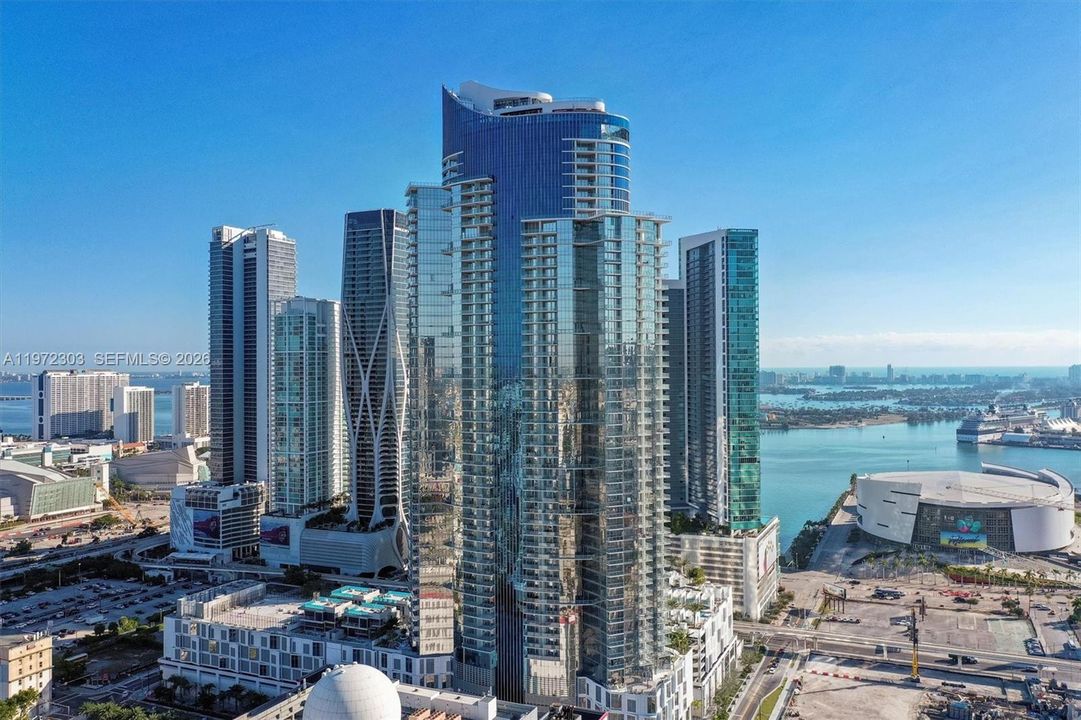 For Sale: $1,349,000 (3 beds, 4 baths, 2165 Square Feet)