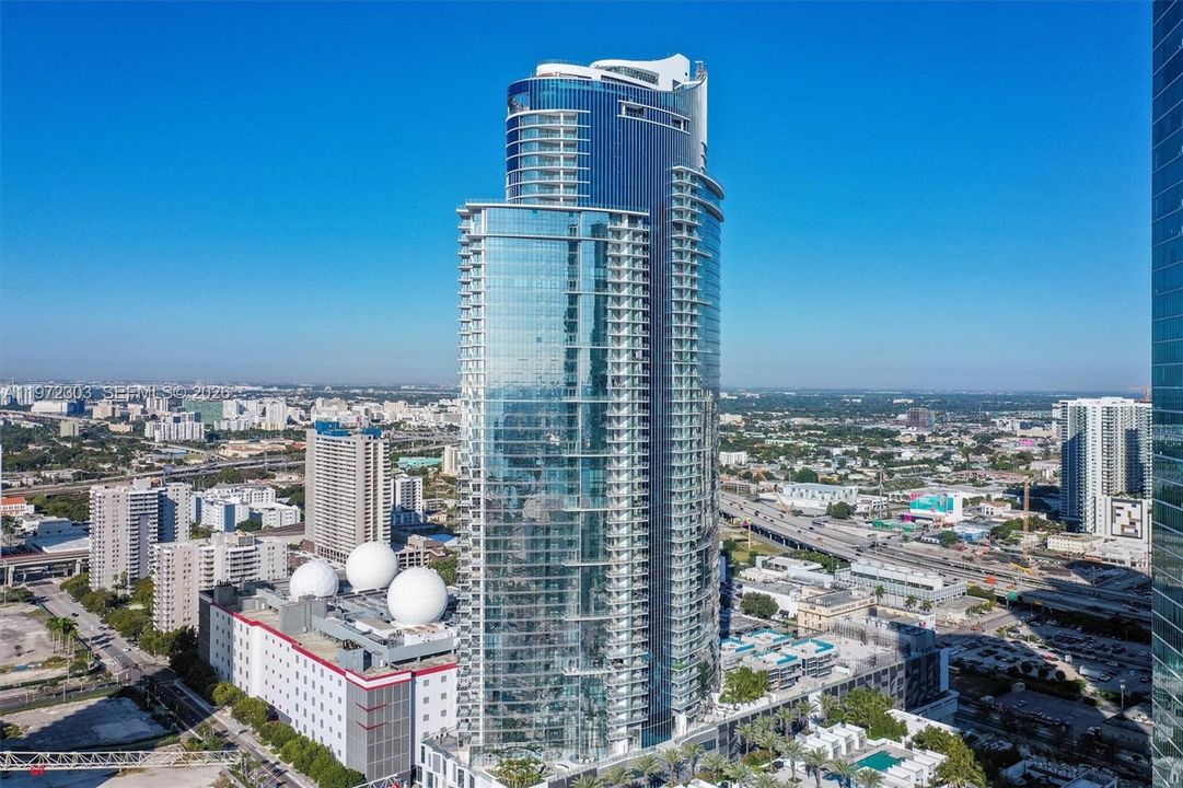 For Sale: $1,349,000 (3 beds, 4 baths, 2165 Square Feet)