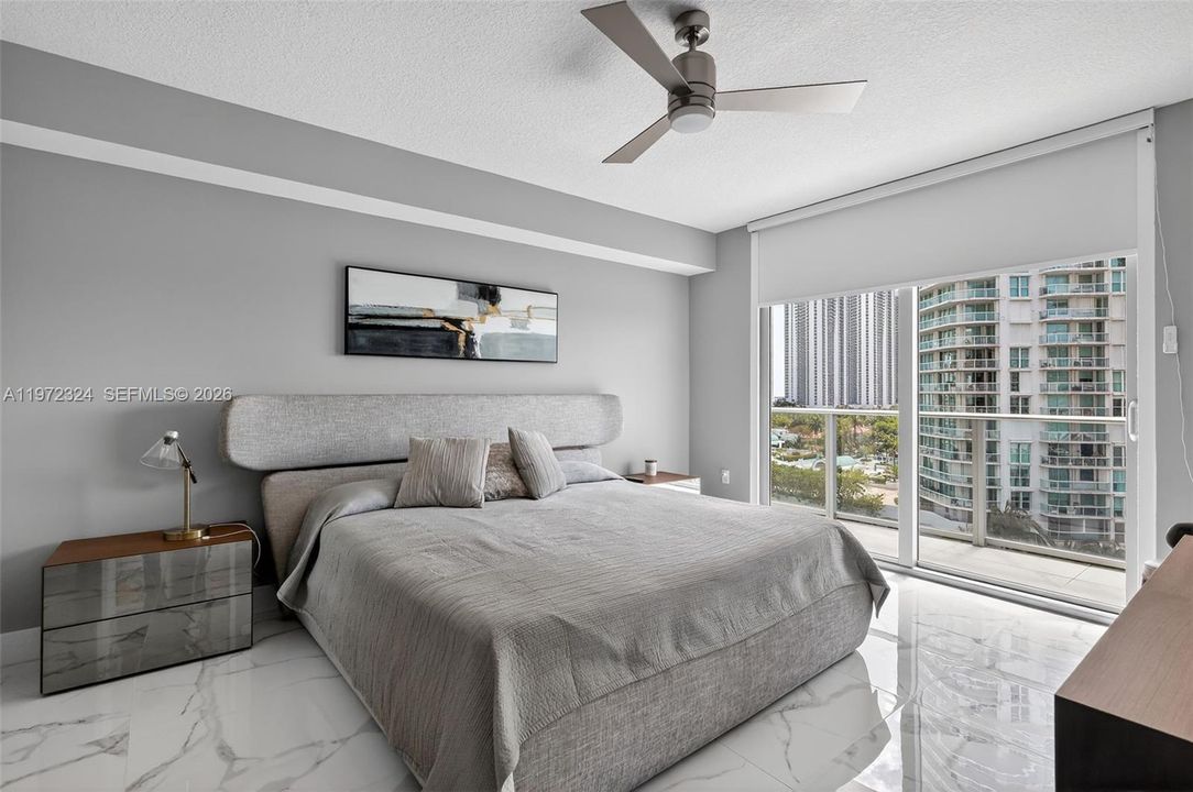 For Sale: $1,395,000 (3 beds, 3 baths, 1541 Square Feet)
