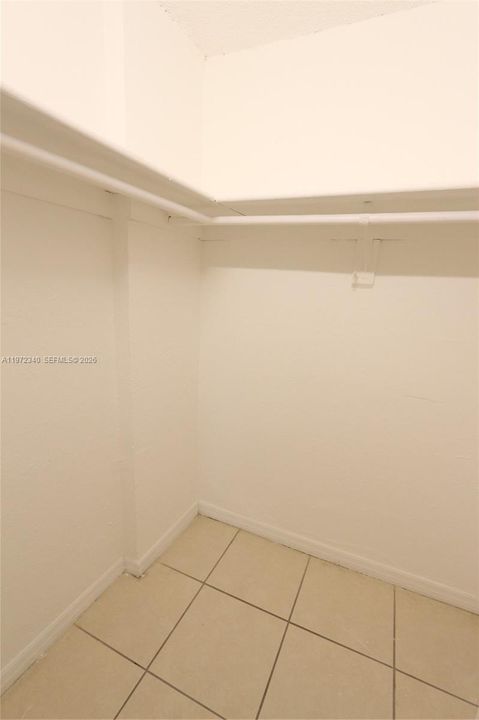 Activo con contrato: $1,900 (1 camas, 1 baños, 598 Pies cuadrados)